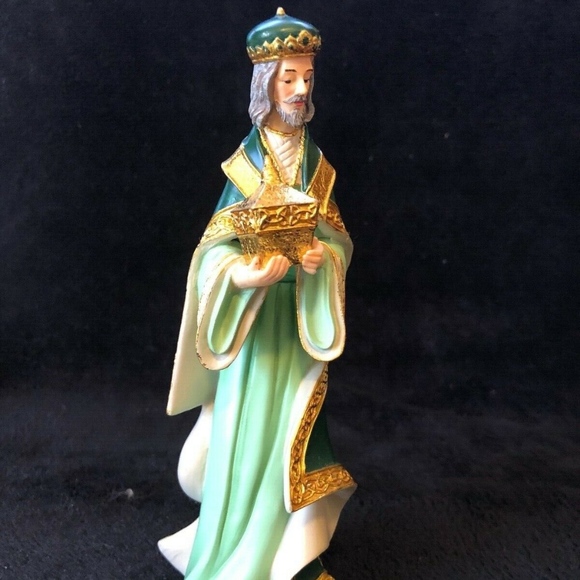 2009 Irish Elongated Nativity "King Gaspar" - Picture 1 of 4